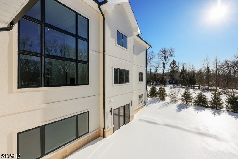 Bel Air - Residential