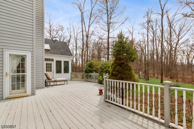 Franklin Twp., New Jersey 08825, United States, 3 Bedrooms Bedrooms, ,3 BathroomsBathrooms,Residential,Pending,110151