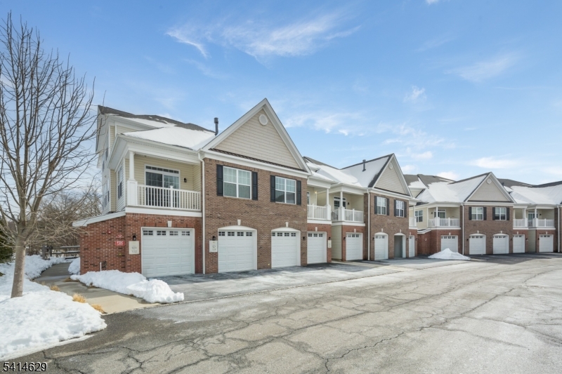 Autumn Point - Residential