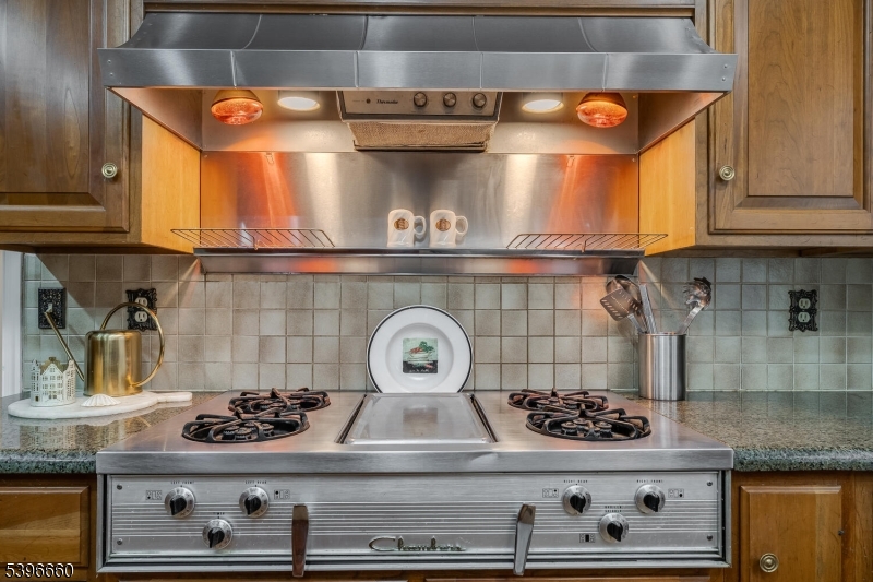 ROUND VALLEY - Residential