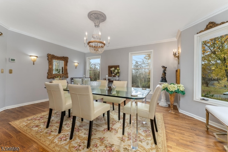 ROUND VALLEY - Residential