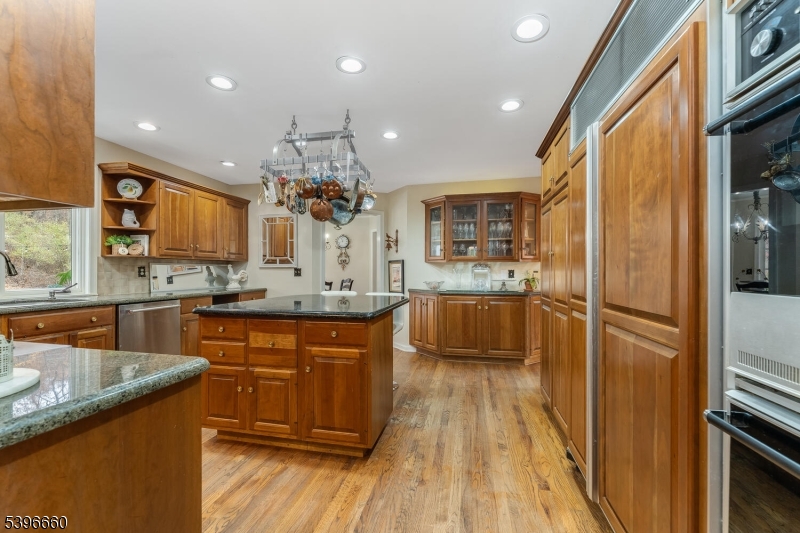 ROUND VALLEY - Residential