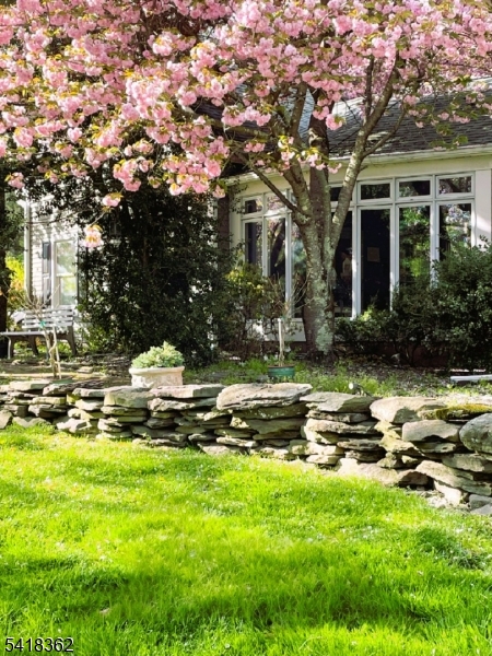 ROUND VALLEY - Residential