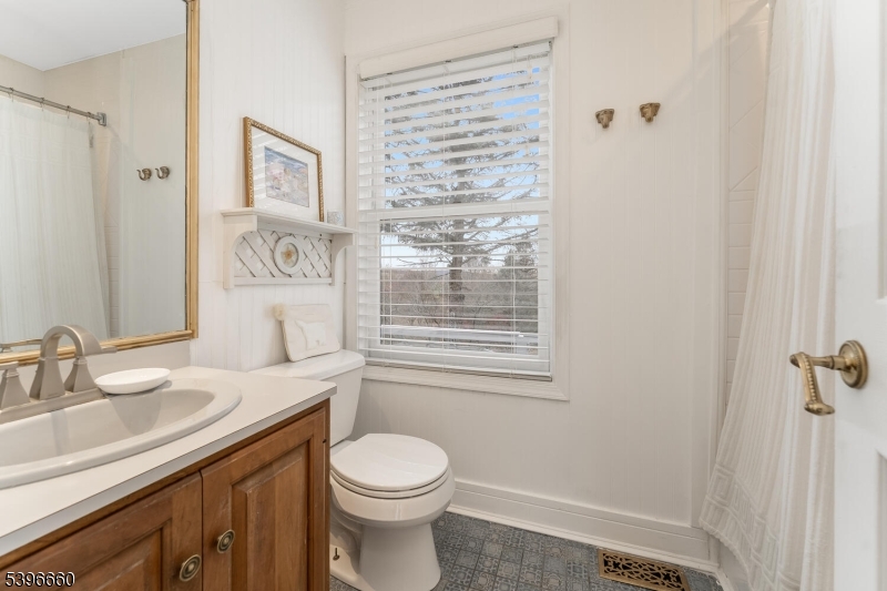 ROUND VALLEY - Residential