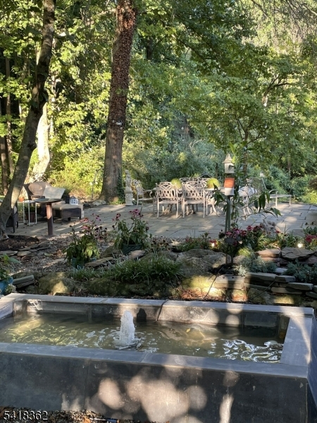 ROUND VALLEY - Residential