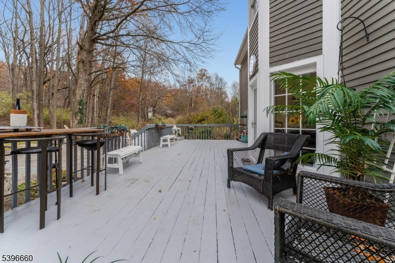 ROUND VALLEY - Residential