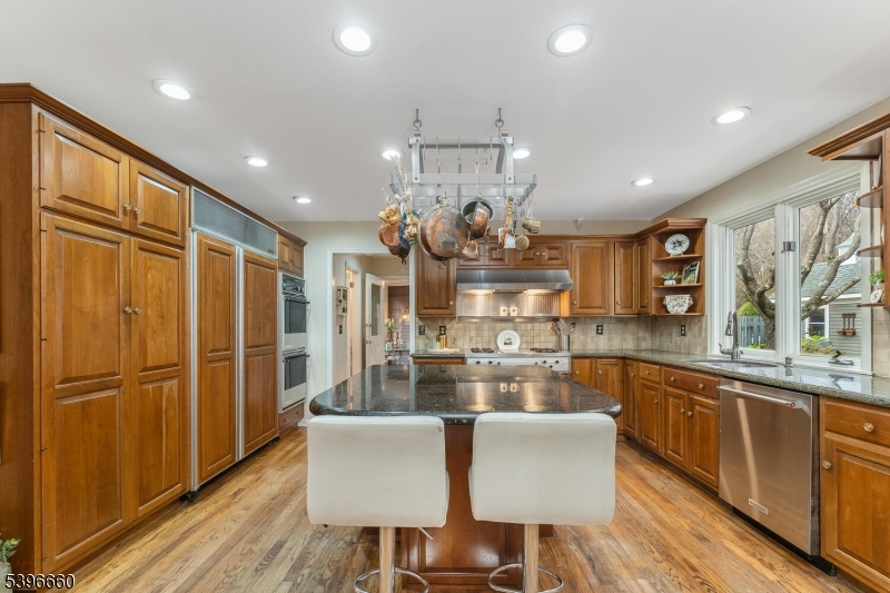 ROUND VALLEY - Residential