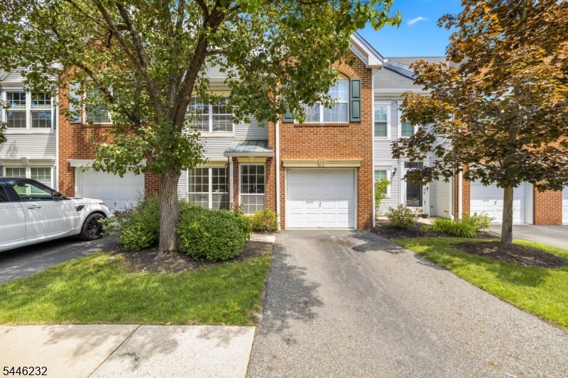 Photo 1 of 23 — 55 Heritage Ct, Montville Twp., NJ 07082