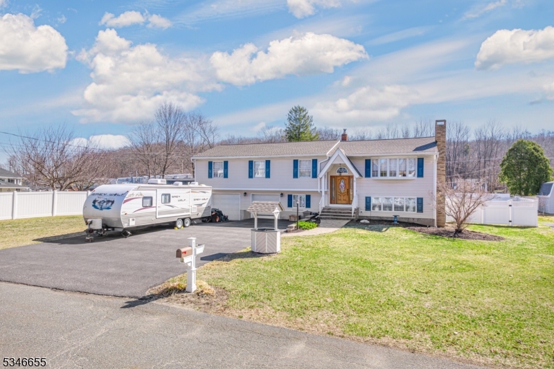 22 Longview Rd