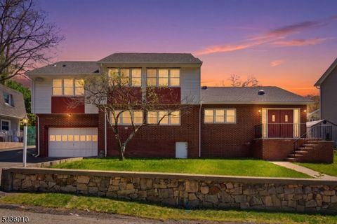 221 W End Ave, Hopatcong Boro, NJ 07843 - #: 4031135