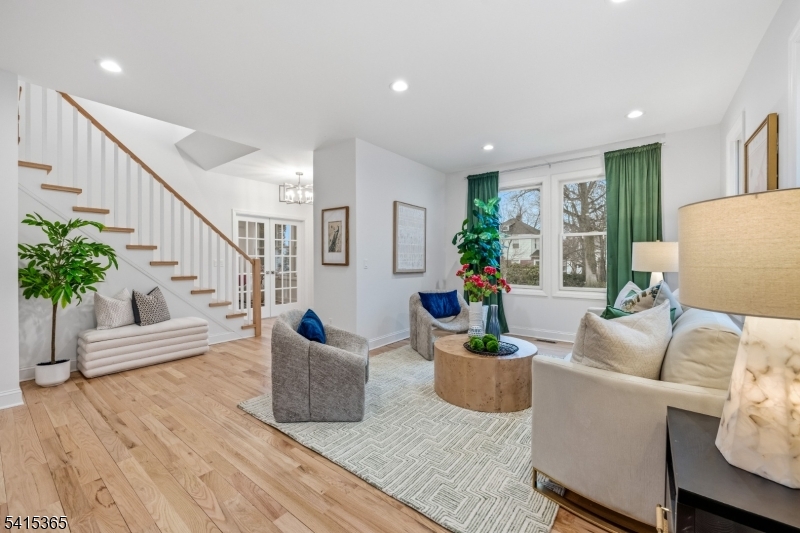 Watchung / Walnut - Residential