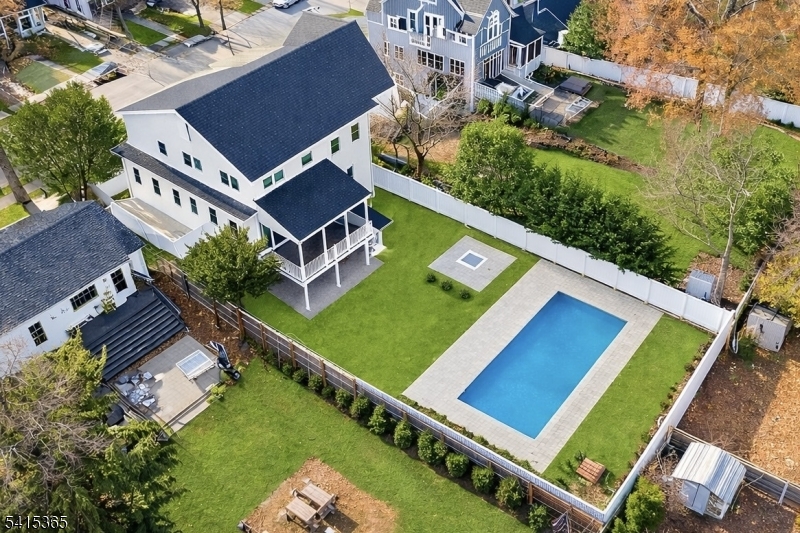 Watchung / Walnut - Residential