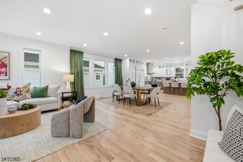 Watchung / Walnut - Residential