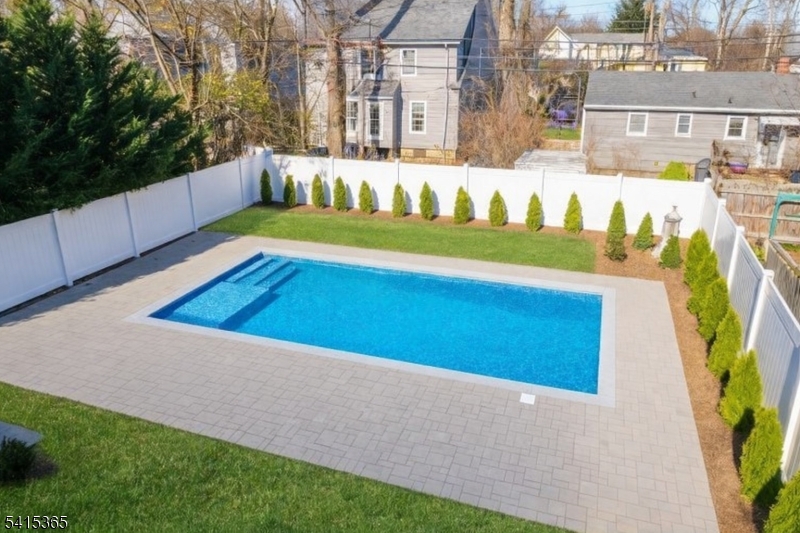 Watchung / Walnut - Residential