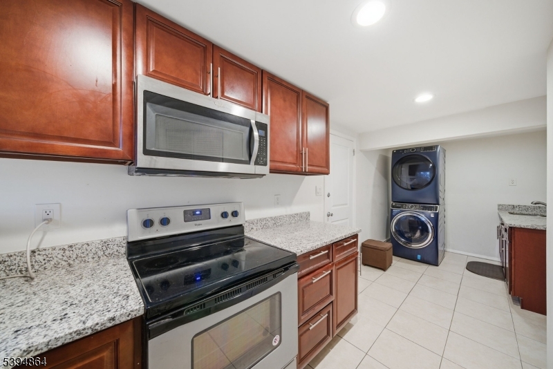 Lake Parsippany - Residential