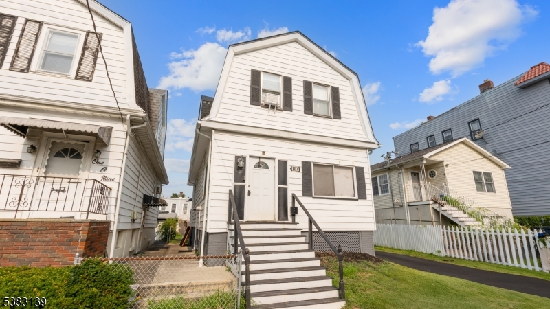 Central Downtown District - Residential