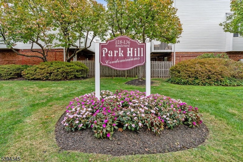 134 Boulevard unit 12 - Residential