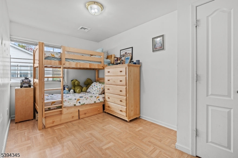 134 Boulevard unit 12 - Residential