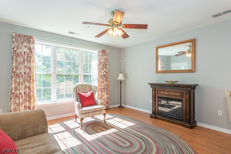 Fox Hills - Residential