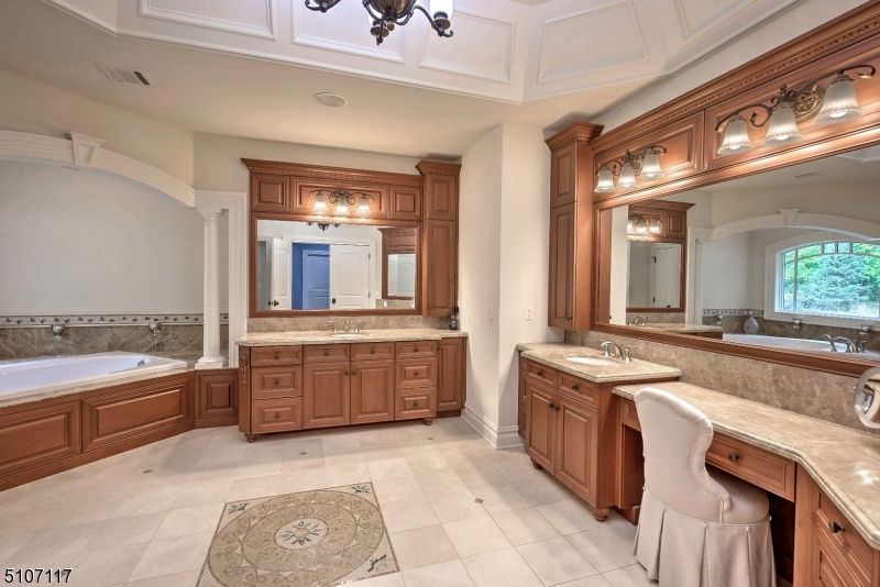 BISSELL - Residential