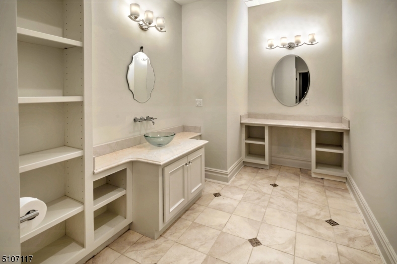 BISSELL - Residential