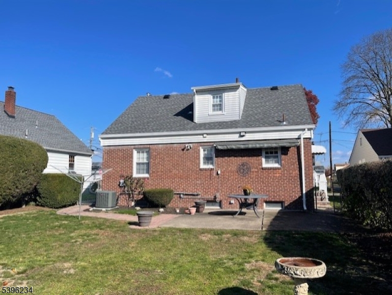 Dutch Hill - Residential