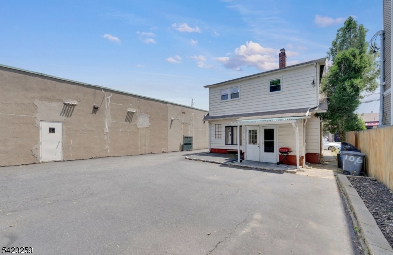 Demarest/Broughton Avenue - Residential Income