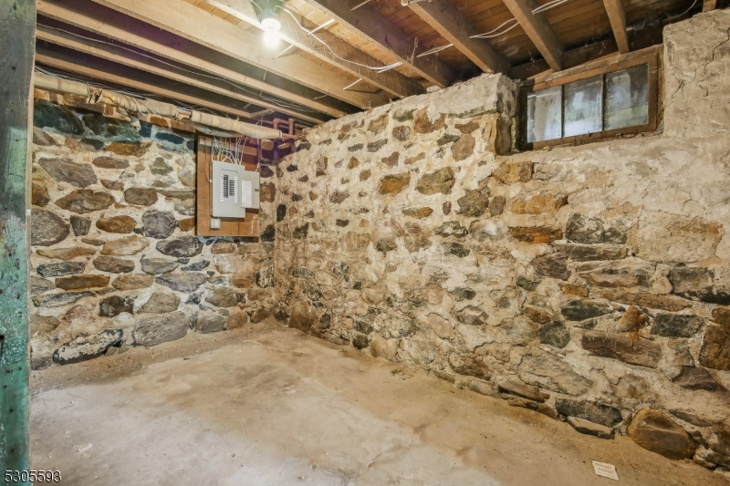 Downtown - Residential Income