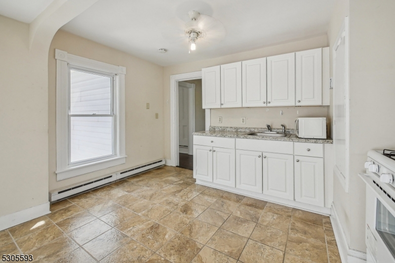 Downtown - Residential Income