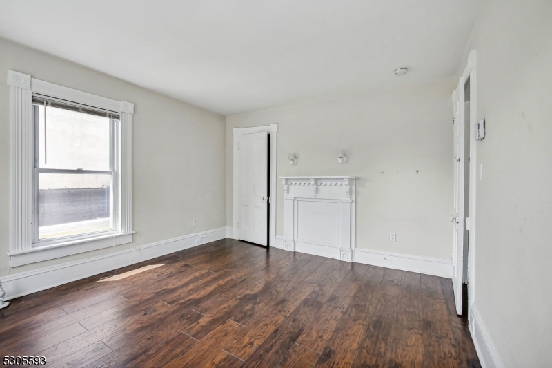 Downtown - Residential Income