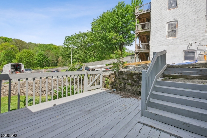 Downtown - Residential Income