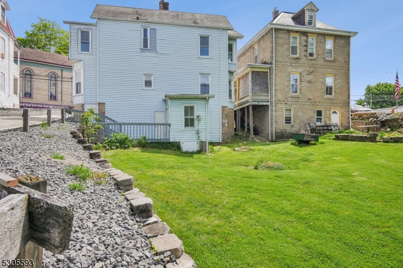 Downtown - Residential Income