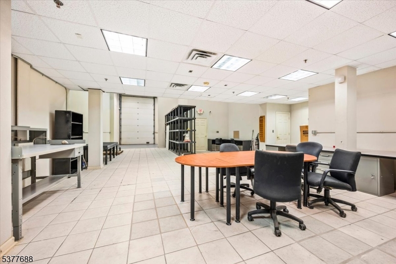 Hillsborough Twp., New Jersey 08844, United States, ,Residential,Active,200694