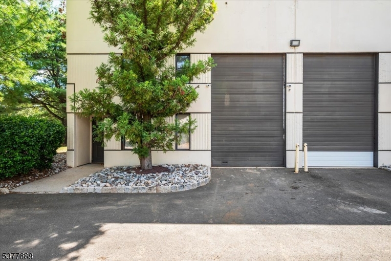 Hillsborough Twp., New Jersey 08844, United States, ,Residential,Active,200694