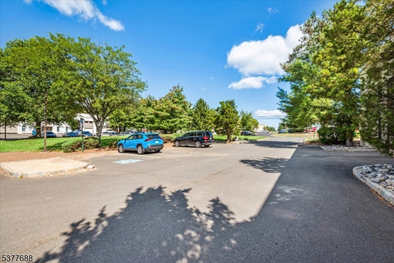 Hillsborough Twp., New Jersey 08844, United States, ,Residential,Active,200694