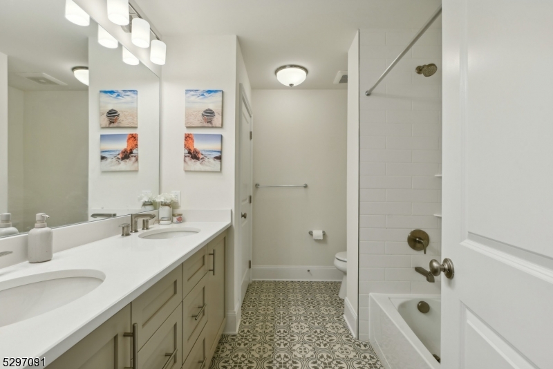 Villas at Warren - Residential