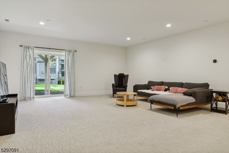 Villas at Warren - Residential