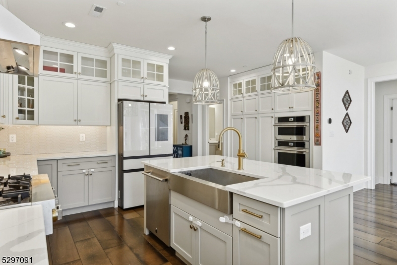 Villas at Warren - Residential