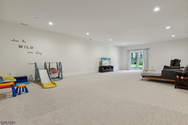 Villas at Warren - Residential