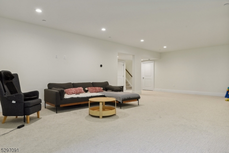 Villas at Warren - Residential