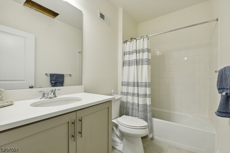 Villas at Warren - Residential