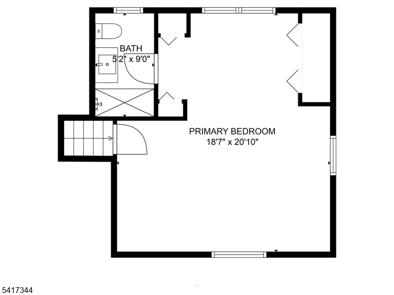 Main image without alt text