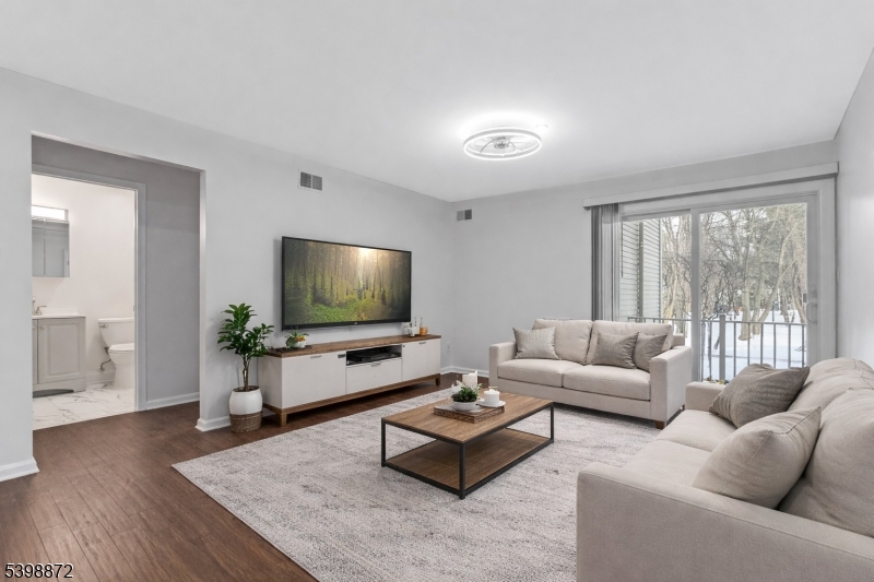 Season Glen - Residential Lease