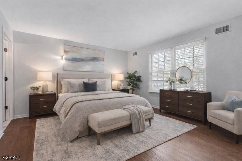 Season Glen - Residential Lease