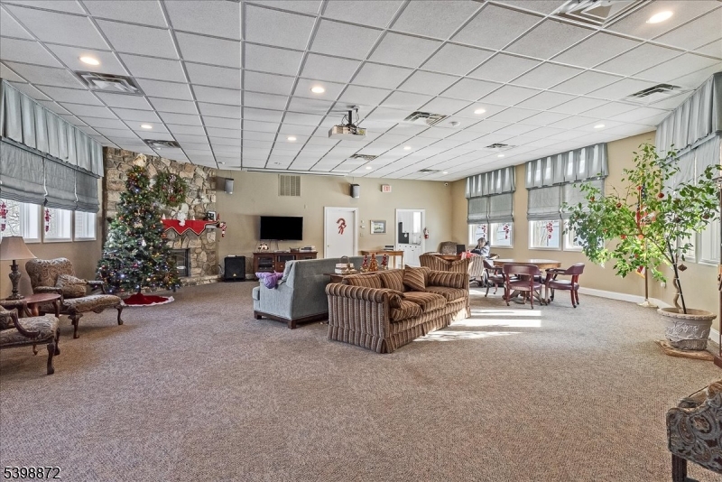 Season Glen - Residential Lease