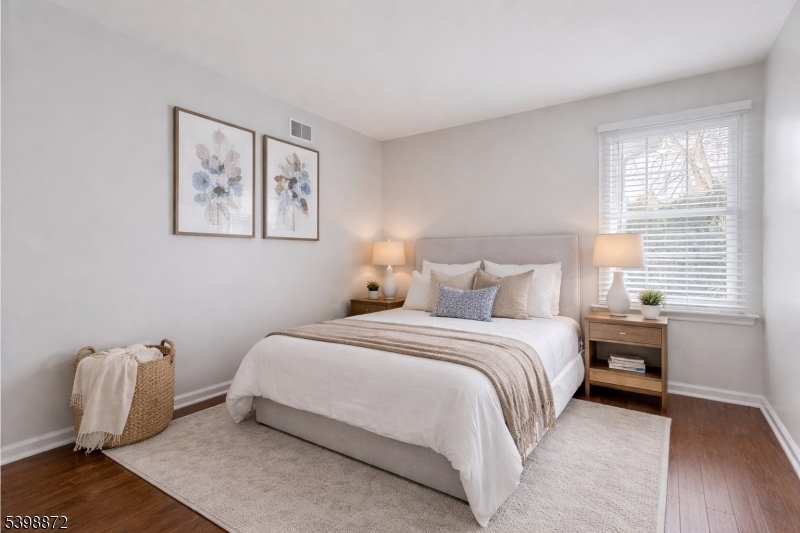 Season Glen - Residential Lease