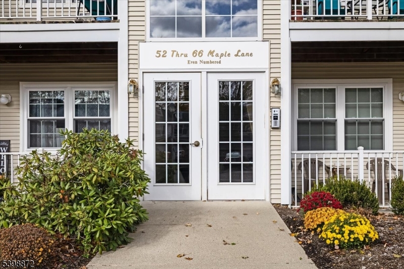 Season Glen - Residential Lease