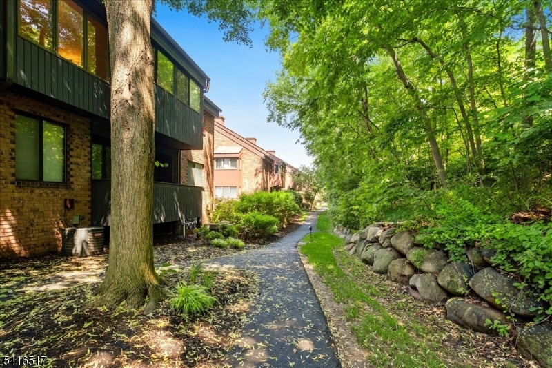 Indian Hollow - Residential