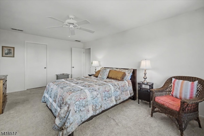 Indian Hollow - Residential