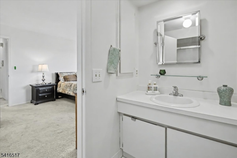 Indian Hollow - Residential